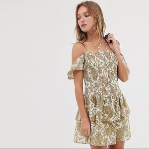 NWT ASOS DESIGN cold shoulder shirred mini dress inpaisley print